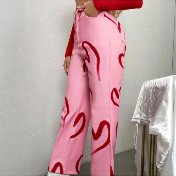 VALENTINE'S "LIPSTICK HEART" PANTS - Picture 4 of 6